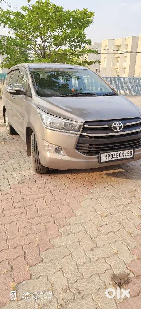 Toyota Innova Crysta 2017