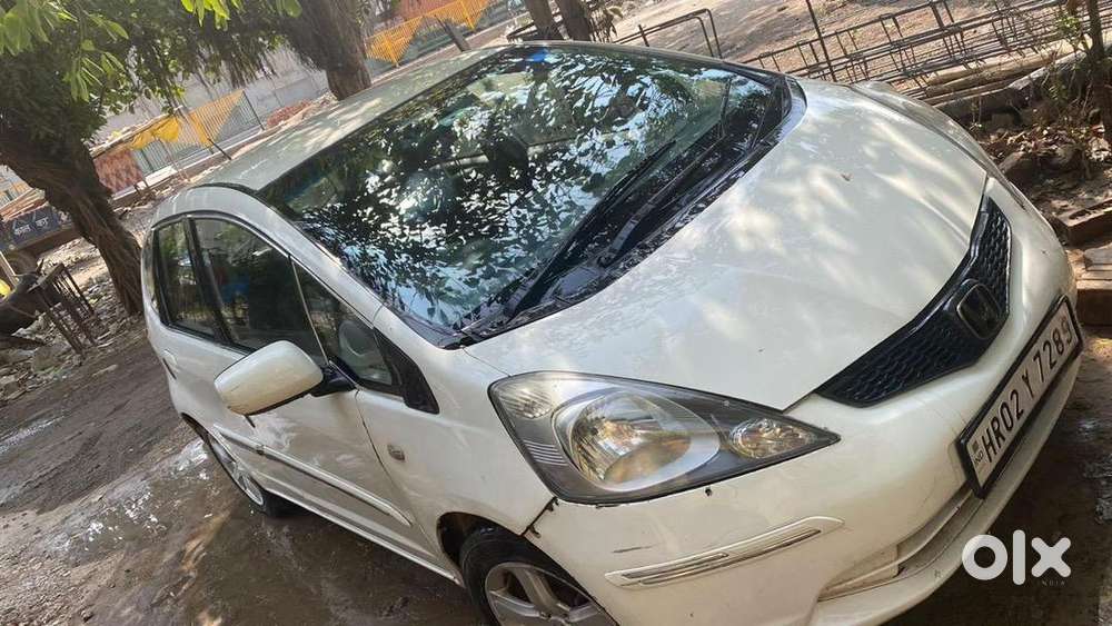 Honda Jazz 2011 Cng & Hybrids 81000 Km Driven