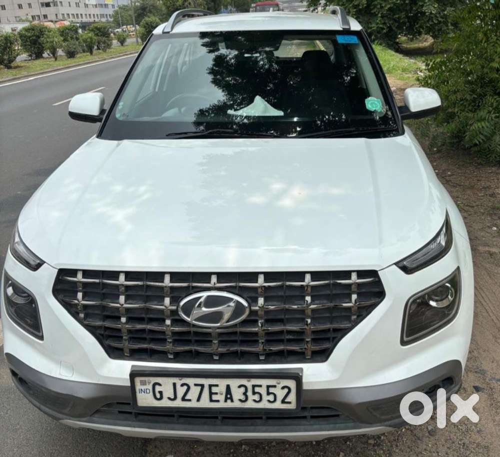 Hyundai Venue 1.2 S Plus, 2022, Petrol