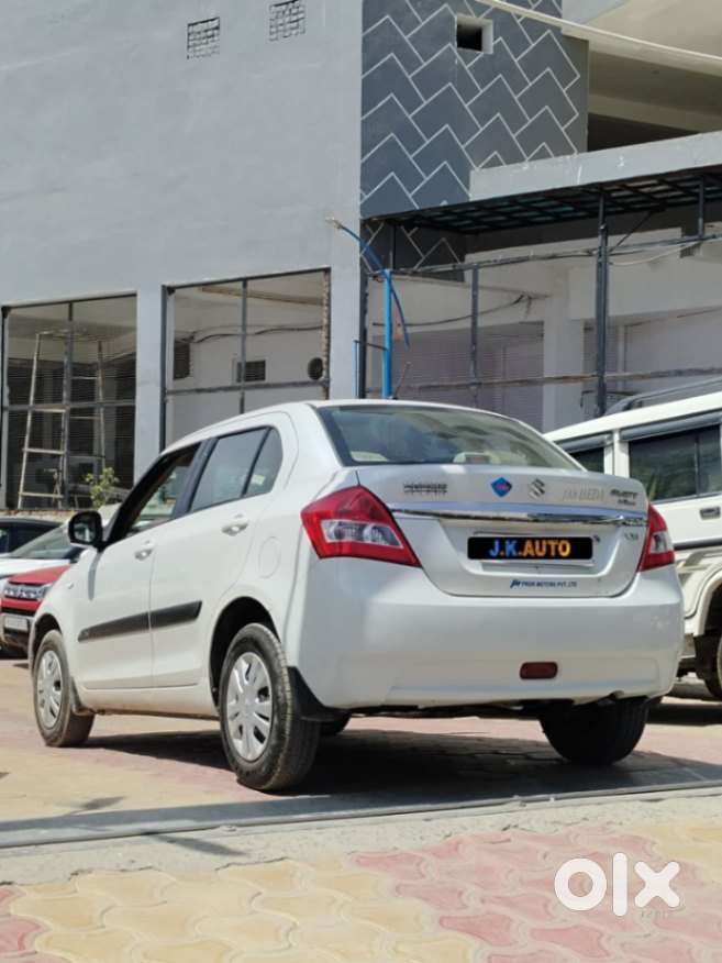 Maruti Suzuki Dzire 1.2 Vxi, 2014, Petrol