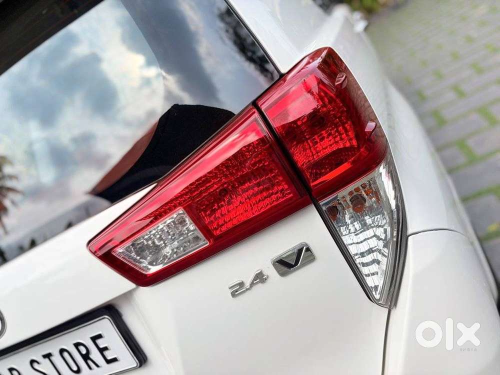 Toyota Innova Crysta 2.4 V, 2017, Diesel