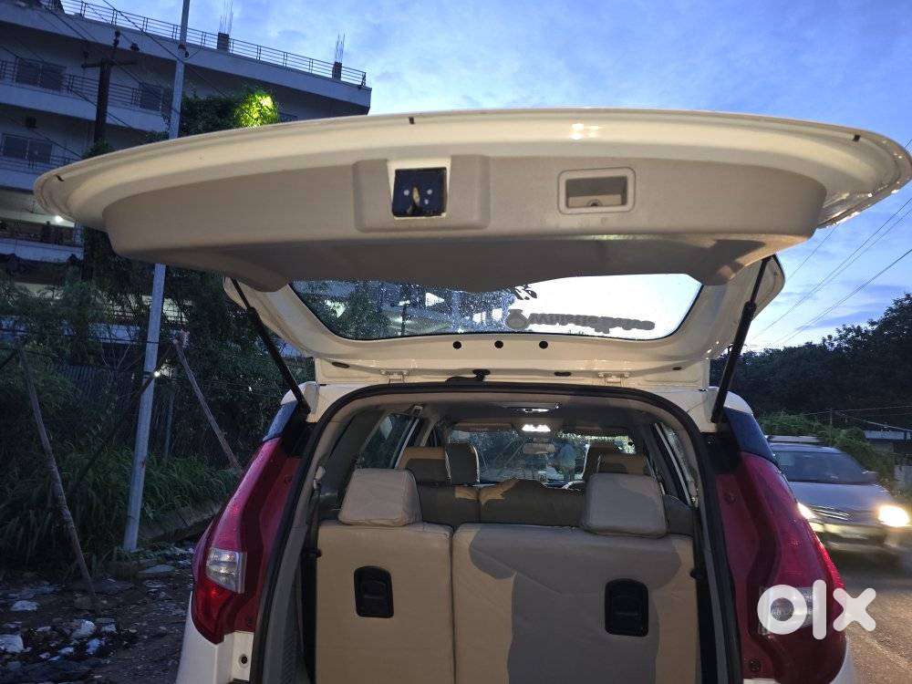 Mahindra Marazzo M2 8str, 2023
