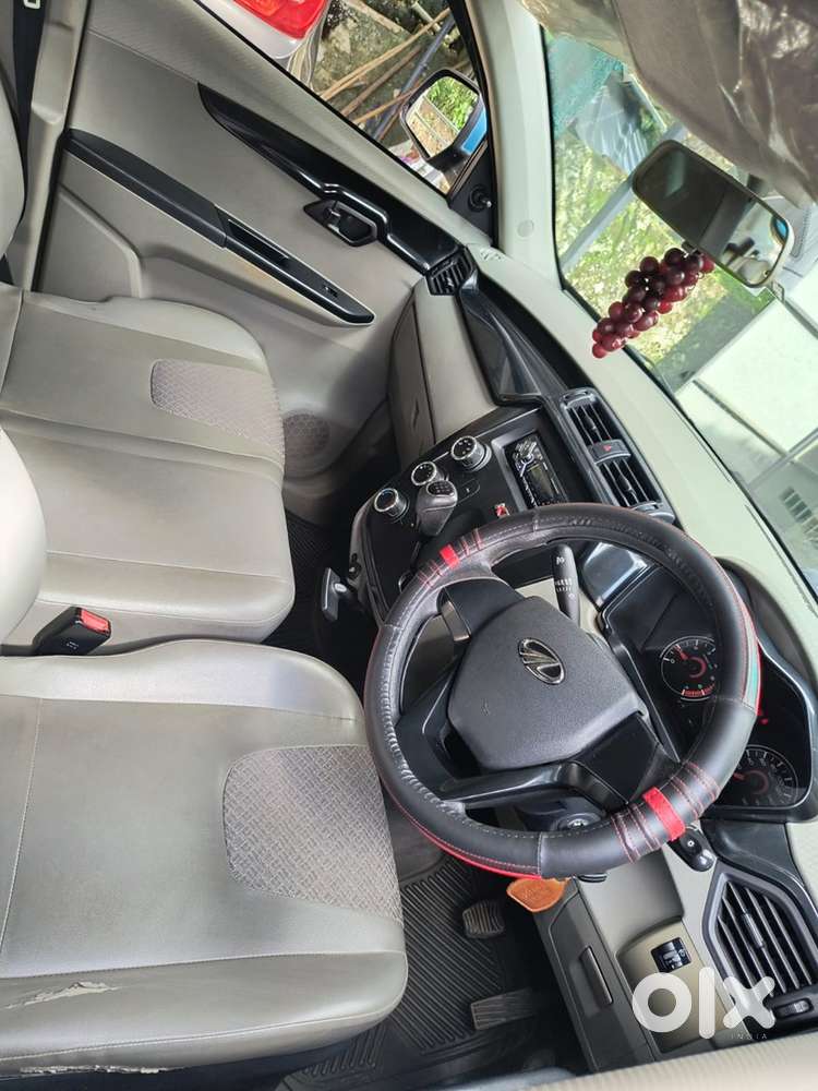 Mahindra Kuv 100 2016