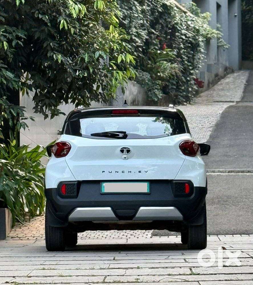 Tata Punch Ev Empowered Plus, 2024, Electric