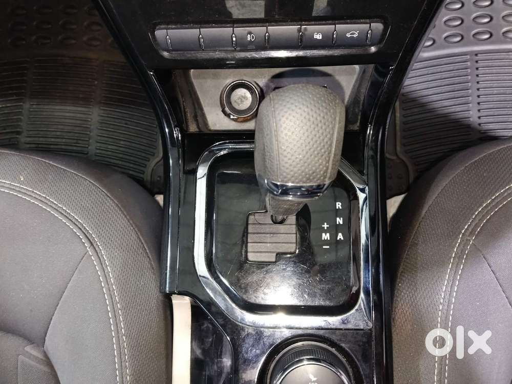 Tata Nexon Amt Xza Plus, 2023, Petrol