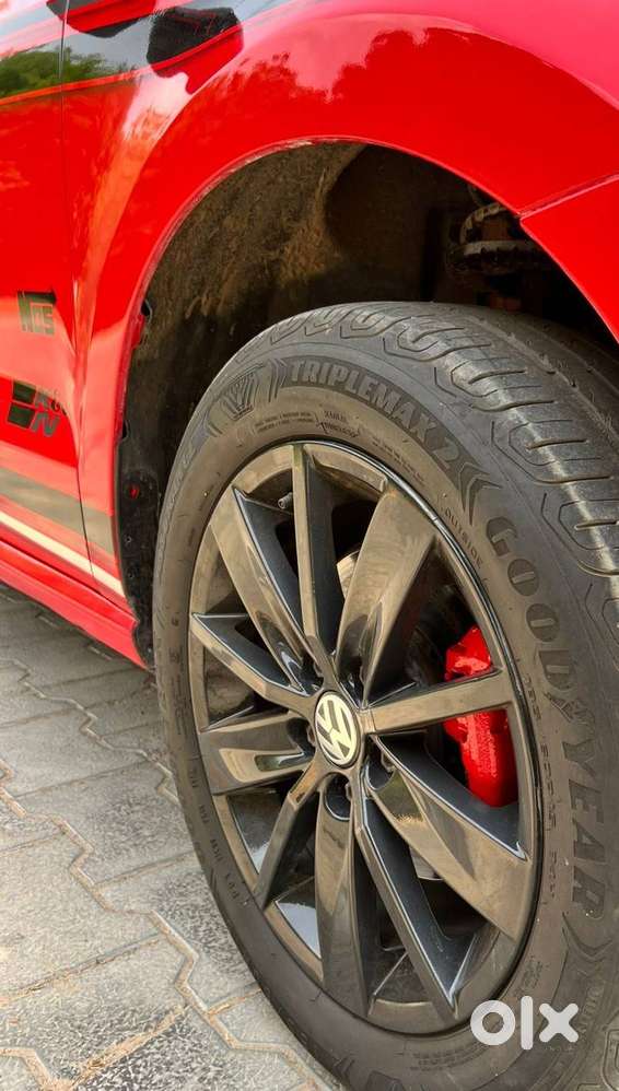 Polo 1.2 Highline - Custom Painted