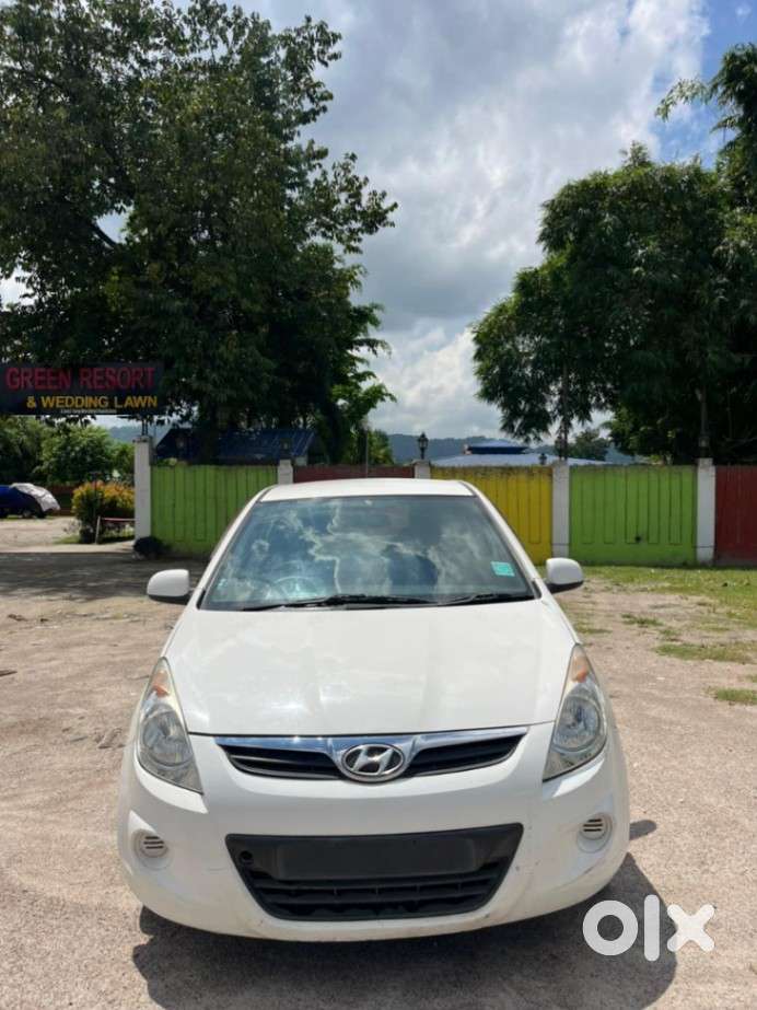 Hyundai I20 Magna 1.2 Mt, 2011, Petrol