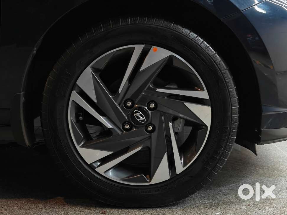 Hyundai New I20 1.2 Asta Ivt, 2021, Petrol