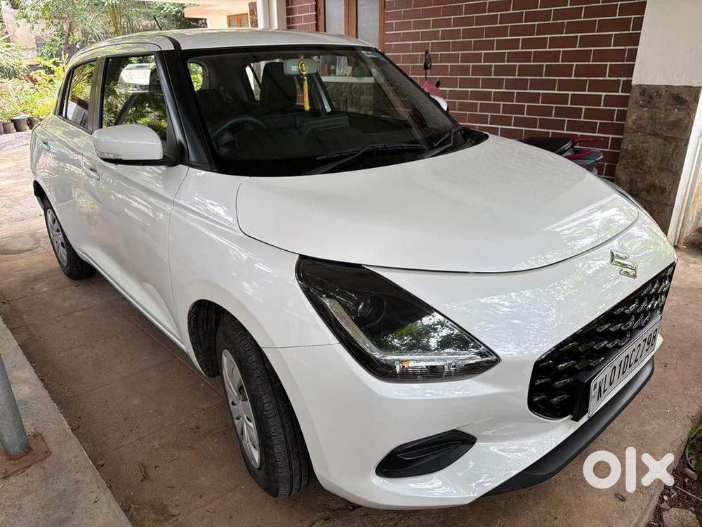Maruti Suzuki New-gen Swift 2024 Petrol Well Maintained
