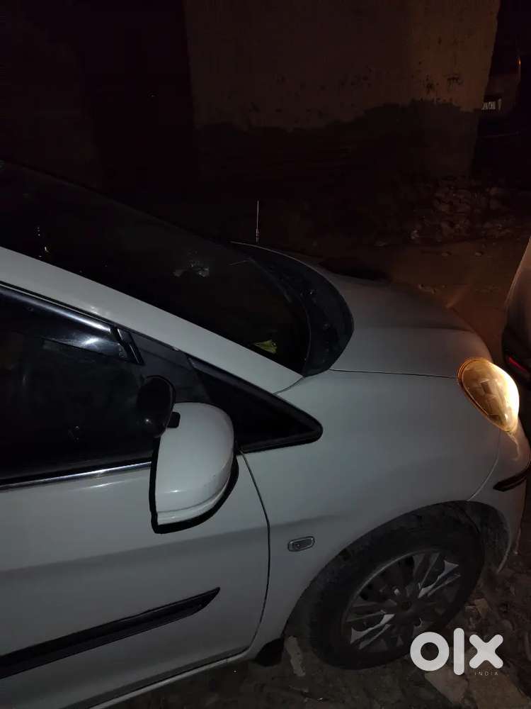 Honda Brio 2014 Petrol Well Maintained