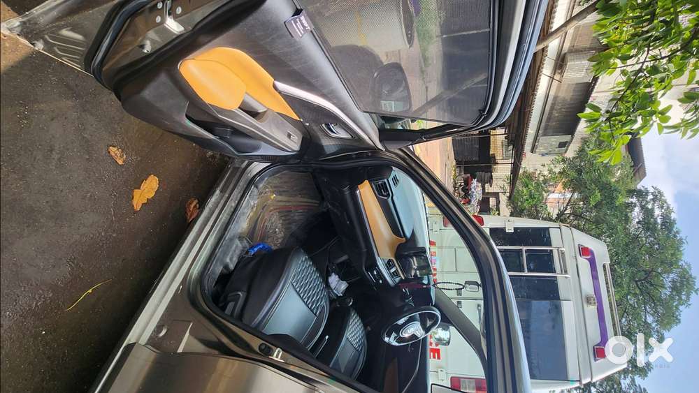 Maruti Suzuki Swift Zxi 2025 Petrol