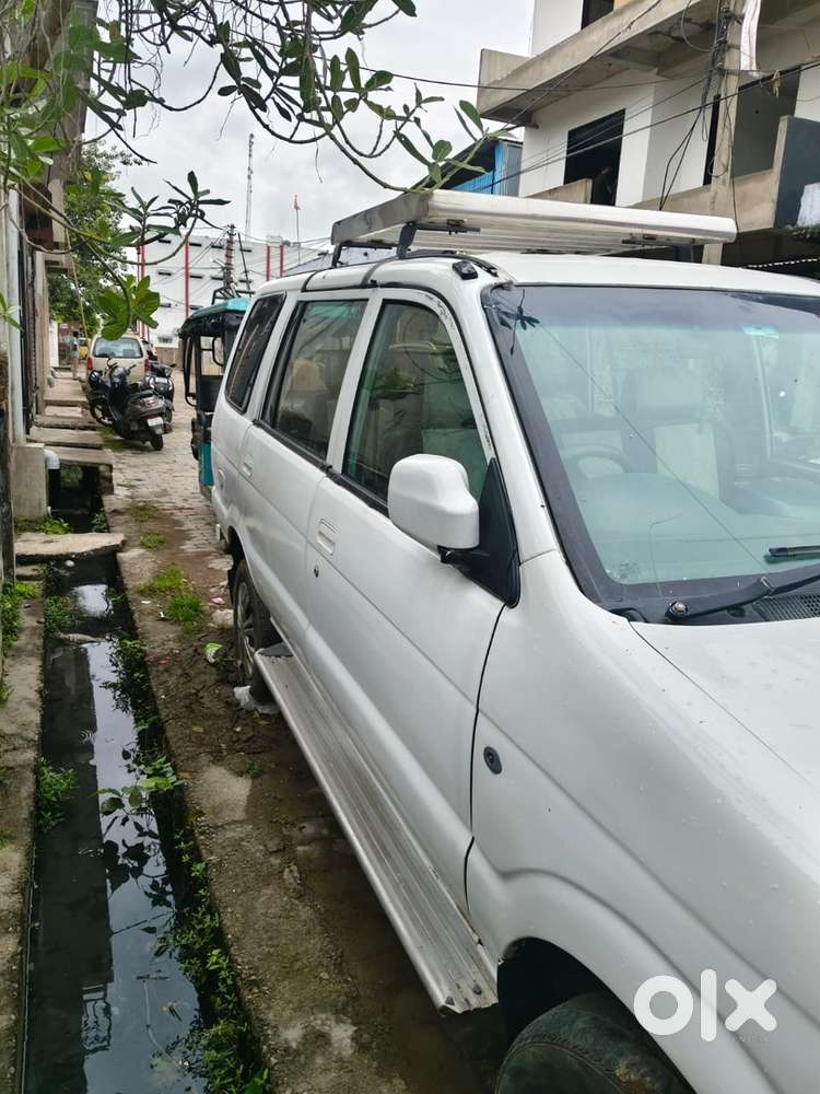 Chevrolet Tavera Neo 2016