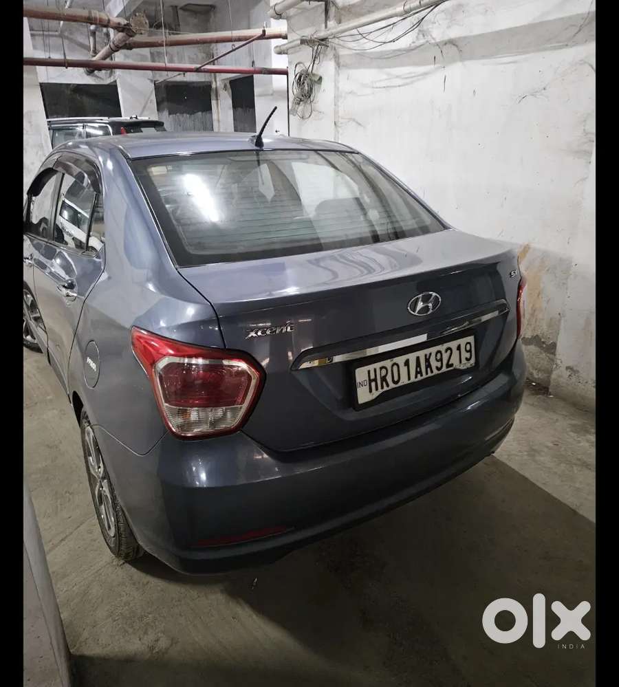 Hyundai Xcent 2015