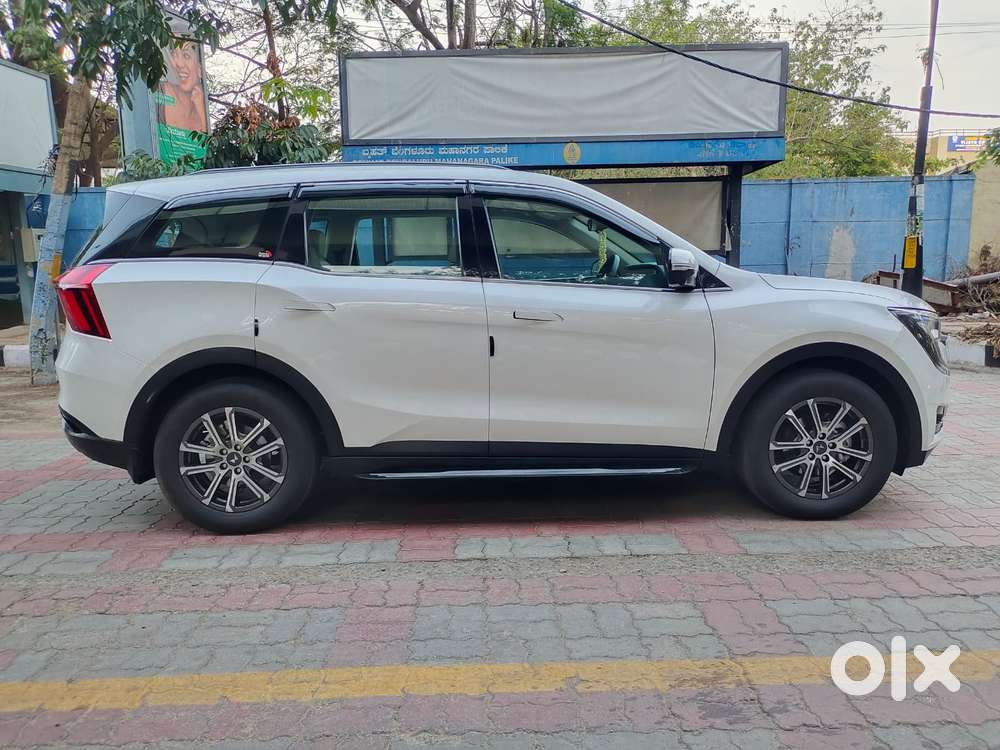 Mahindra Xuv700 2.2 Ax 7 Diesel At Luxury Pack Str Awd, 2023, Diesel