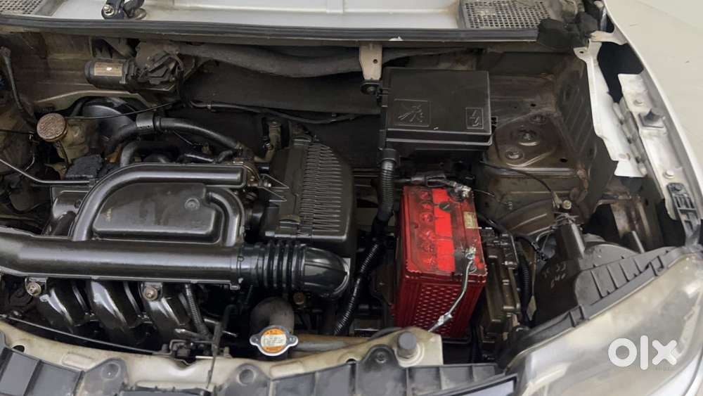 Renault Kwid 2019-ongoing 1.0 Rxt Amt (o), 2018, Petrol