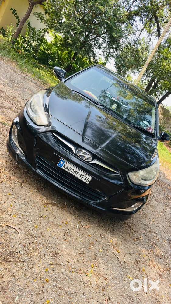 Hyundai Fluidic Verna 2011