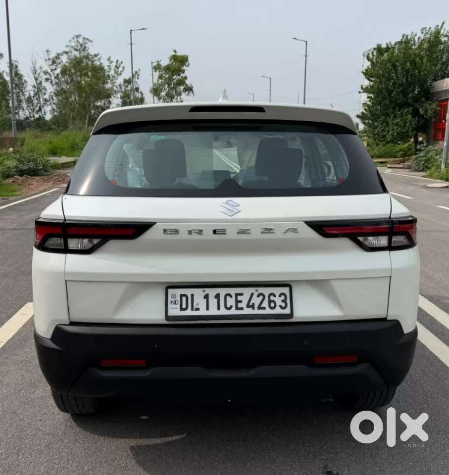 Maruti Suzuki Brezza Vxi At, 2024, Petrol