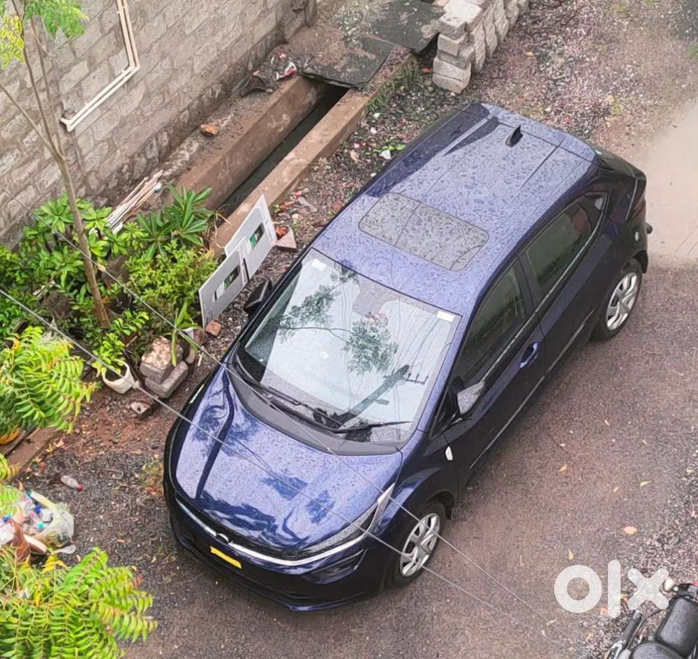 Tata Altroz 2024 Petrol Well Maintained