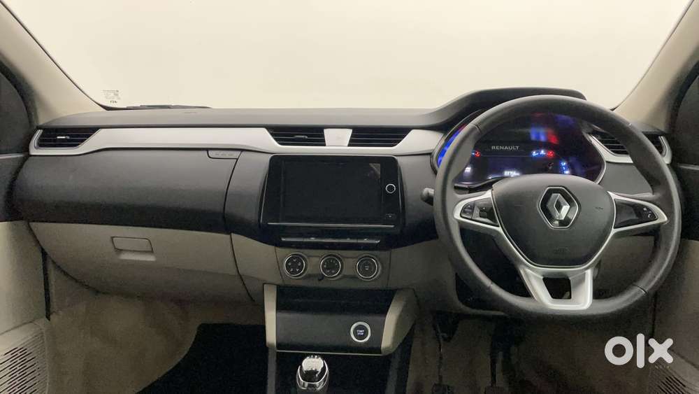 Renault Triber Rxz, 2023, Petrol