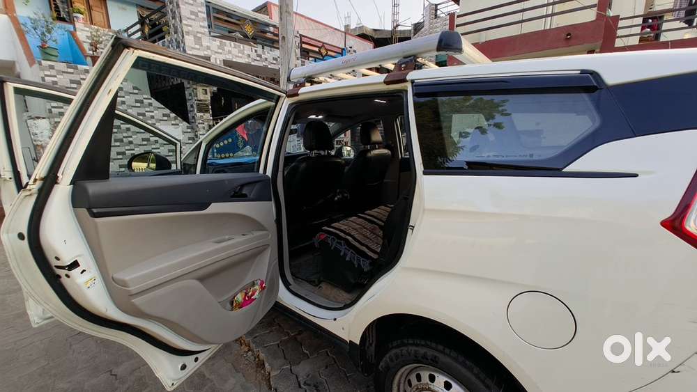 Mahindra Marazzo Diesel 2020