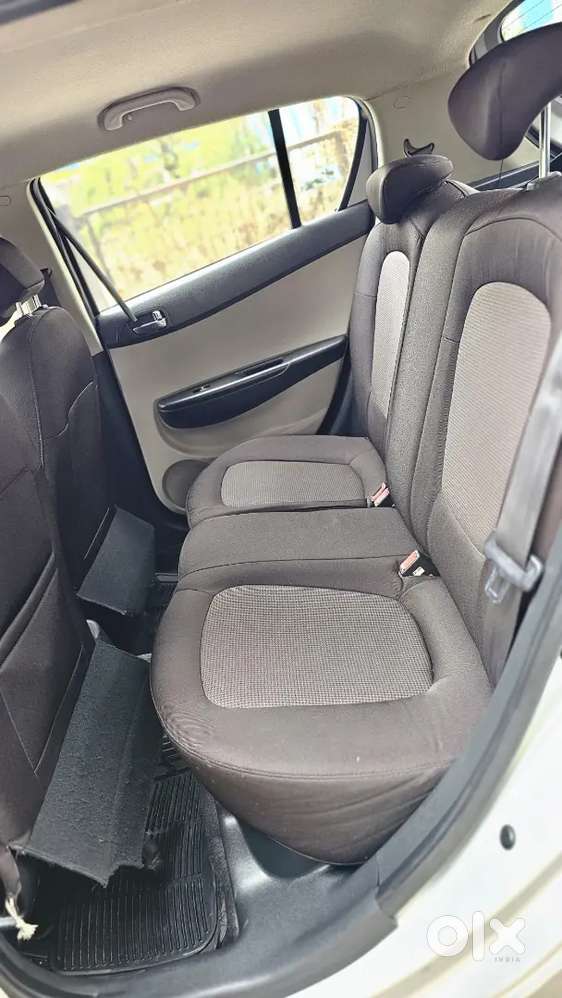 Hyundai I20 Sportz At 2014– Automatic   Ready To Drive