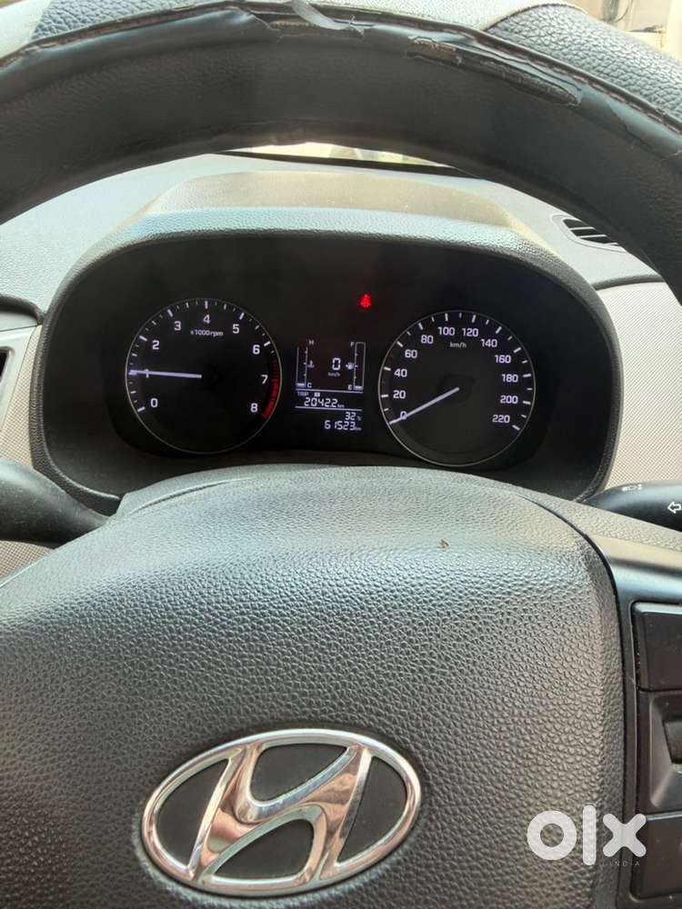 Hyundai Creta Petrol Manual 2016-2017