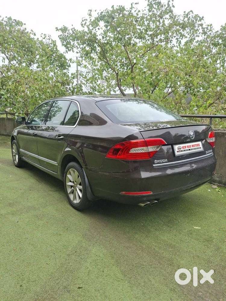 Skoda Superb 1.8 Elegance Tsi At, 2015, Petrol