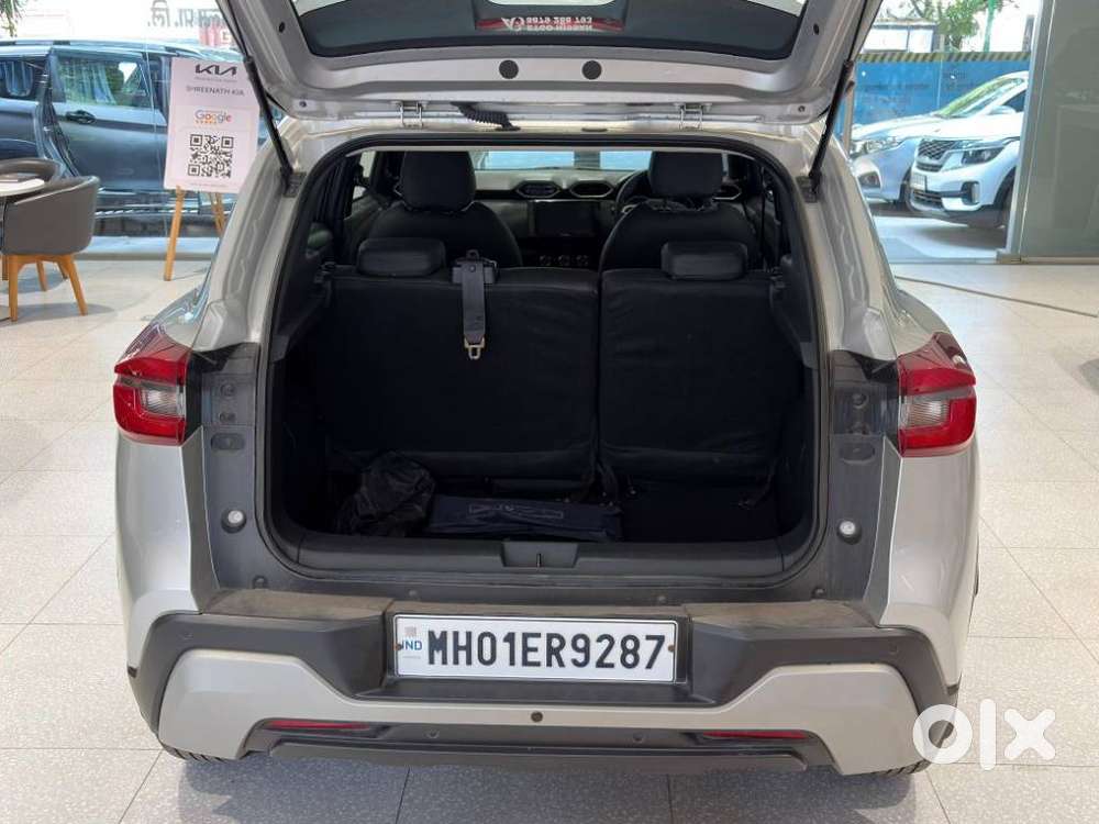 Nissan Magnite Kuro Edition Petrol Amt, 2025, Petrol