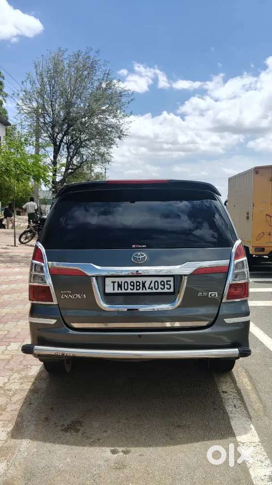 Toyota Innova 2011 Diesel 4th
