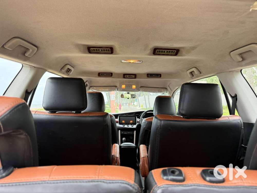 Innova Crysta 2.8g Auto - 2019reg - 80k Kms