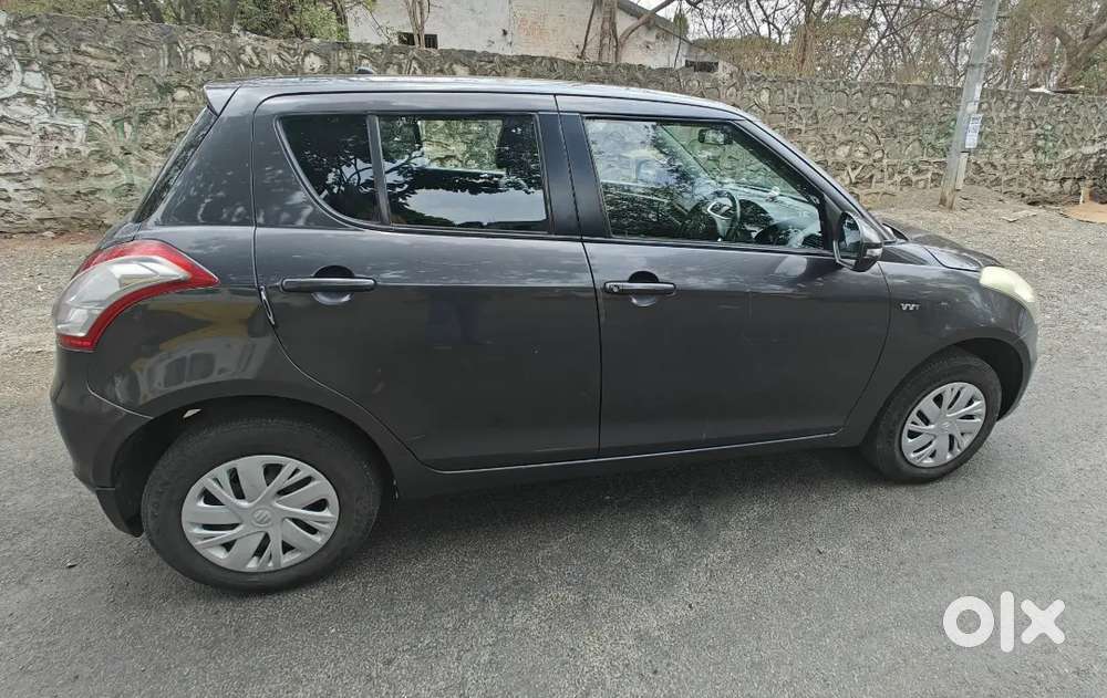 Maruti Suzuki Swift 2016 Vxi Iss Petrol