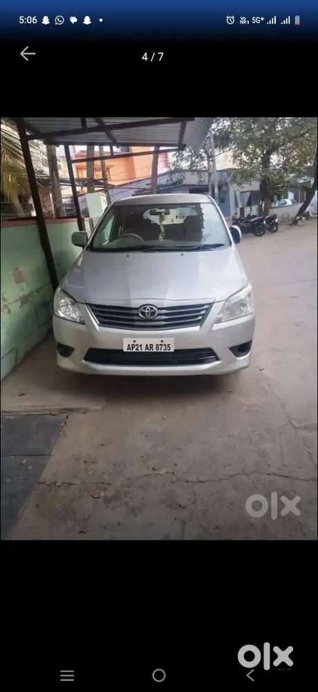 Toyota Innova 2013