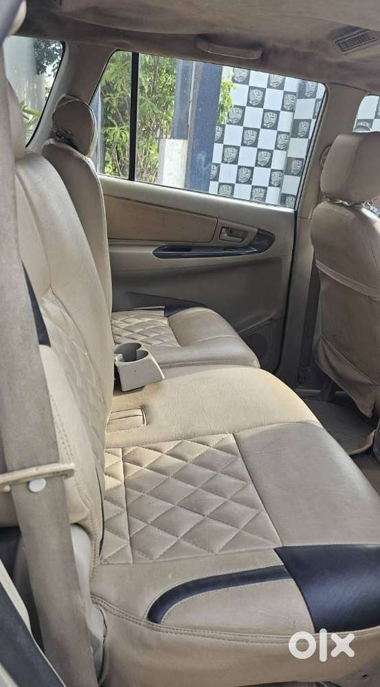 Toyota Innova 2.5 G (diesel) 7 Seater, 2010, Diesel