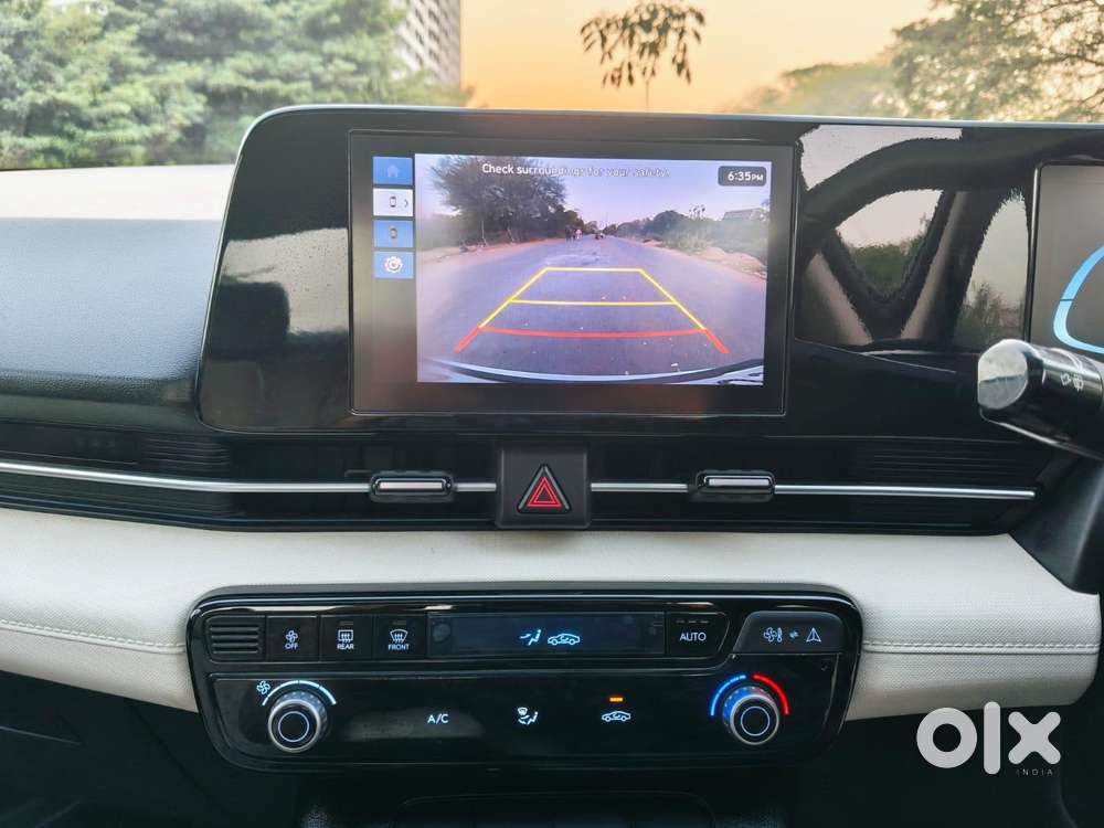 Hyundai Verna 1.5 Sx Petrol Mt, 2023, Petrol