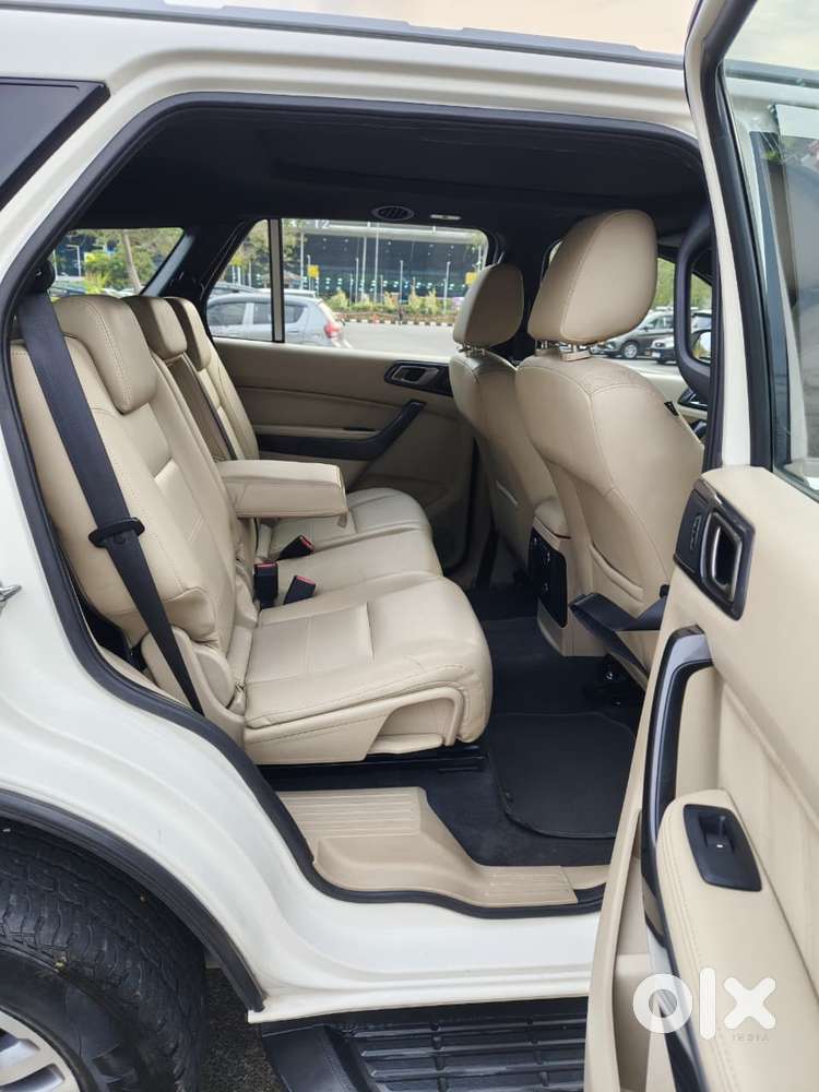 Ford Endeavour, 2016, Petrol