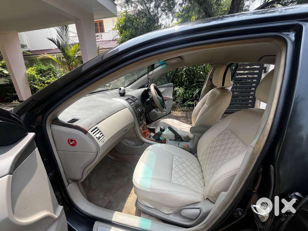 Toyota Corolla Altis 2009