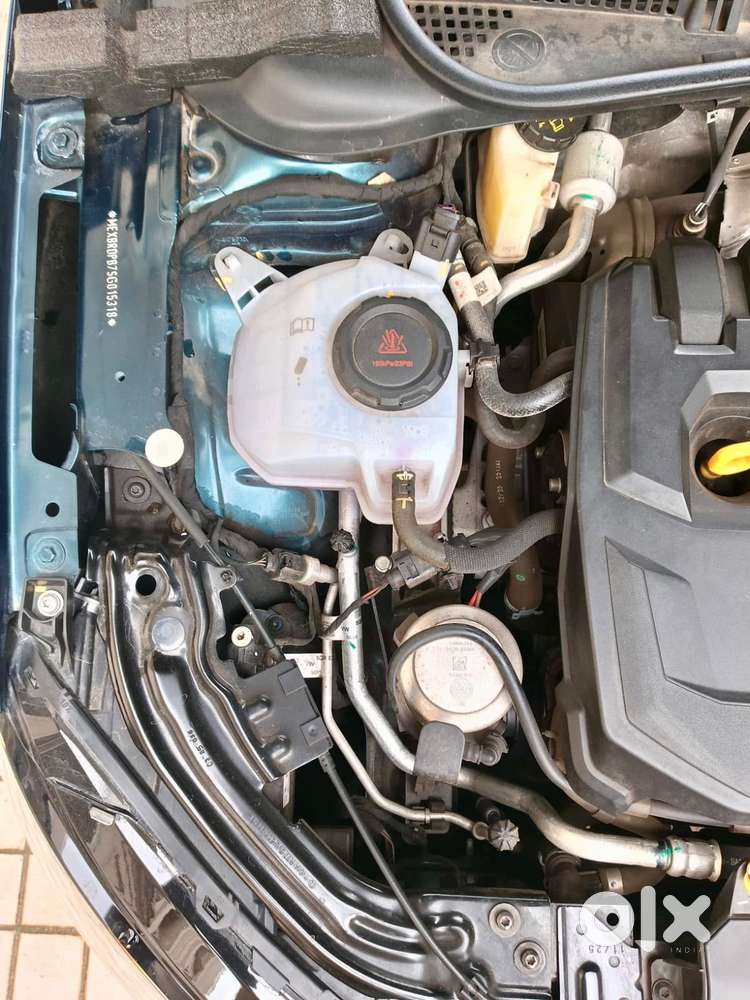 Skoda Slavia 1.5 Tsi Style At, 2025, Petrol