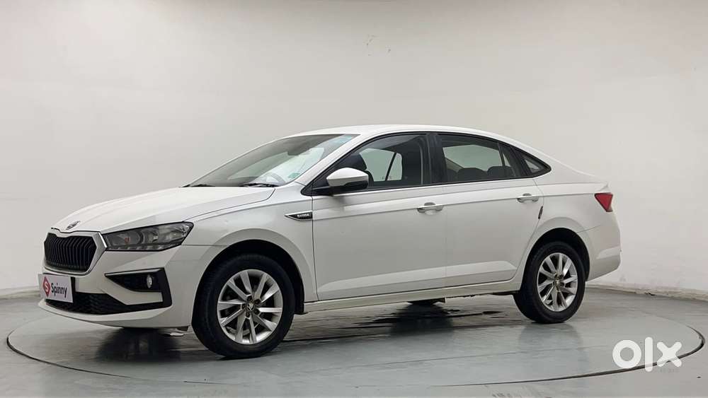 Skoda Slavia Ambition 1.0l Tsi Mt, 2022, Petrol