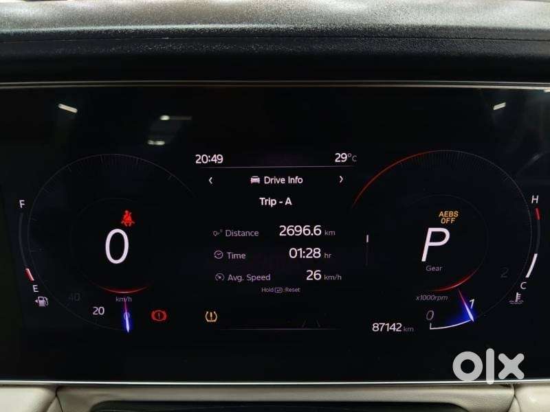 Mahindra Xuv700 2.0 Ax 7 Petrol At Luxury Pack Str, 2022, Petrol