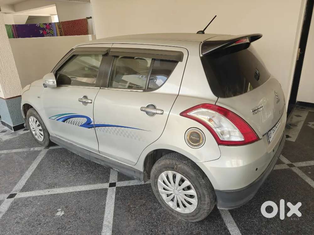 Maruthi Swift Vxi Petrol Sports Edition