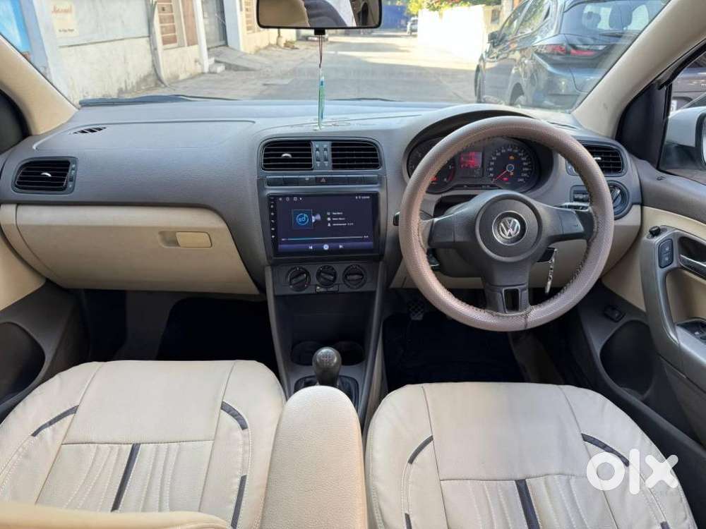 Volkswagen Vento 2010-2013 Diesel Comfortline, 2013