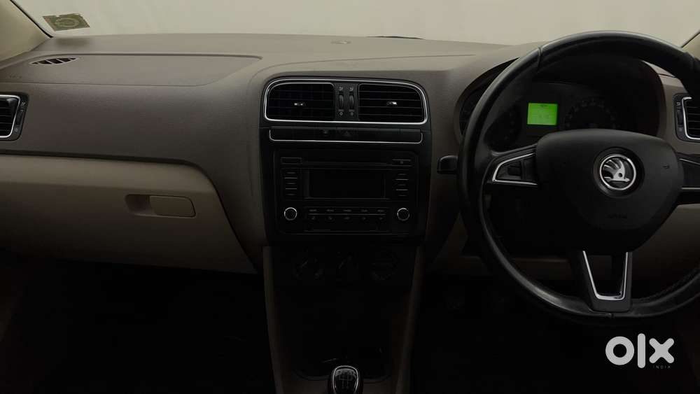 Skoda Rapid Ambition 1.6 Tdi Cr Manual Plus, 2014, Diesel