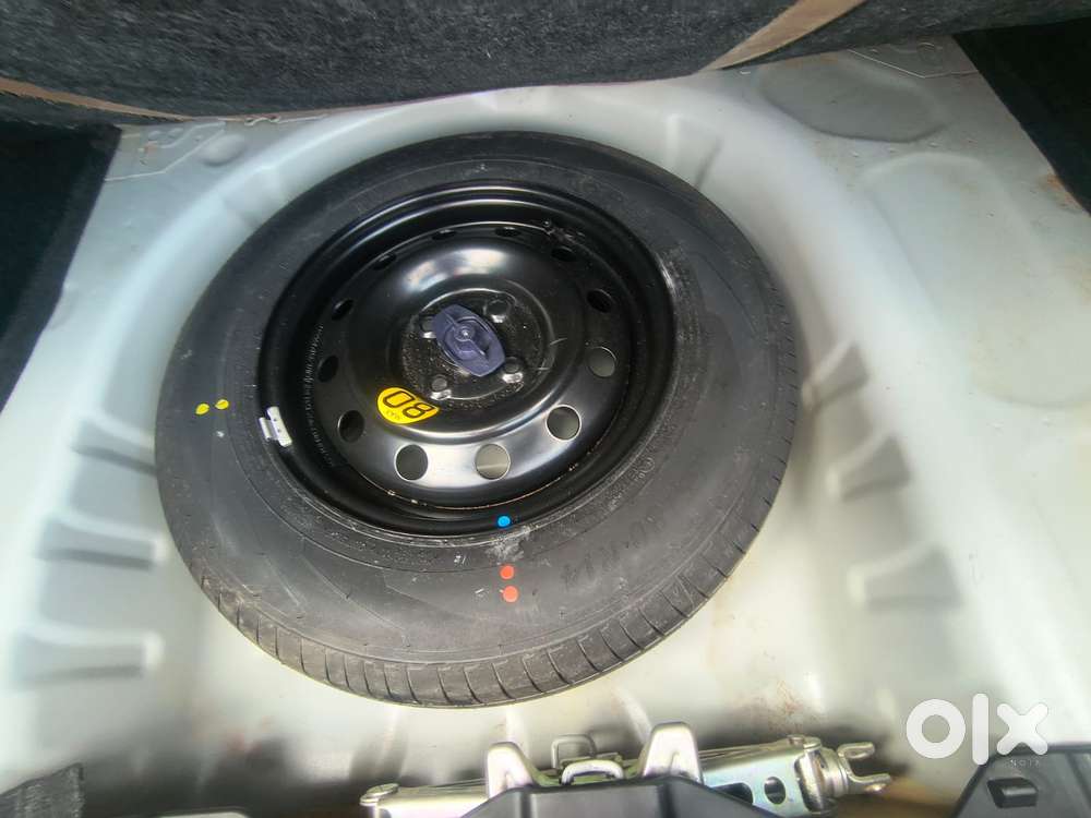 Maruti Suzuki Dzire 2017-2020 1.2 Zxi, 2025, Petrol