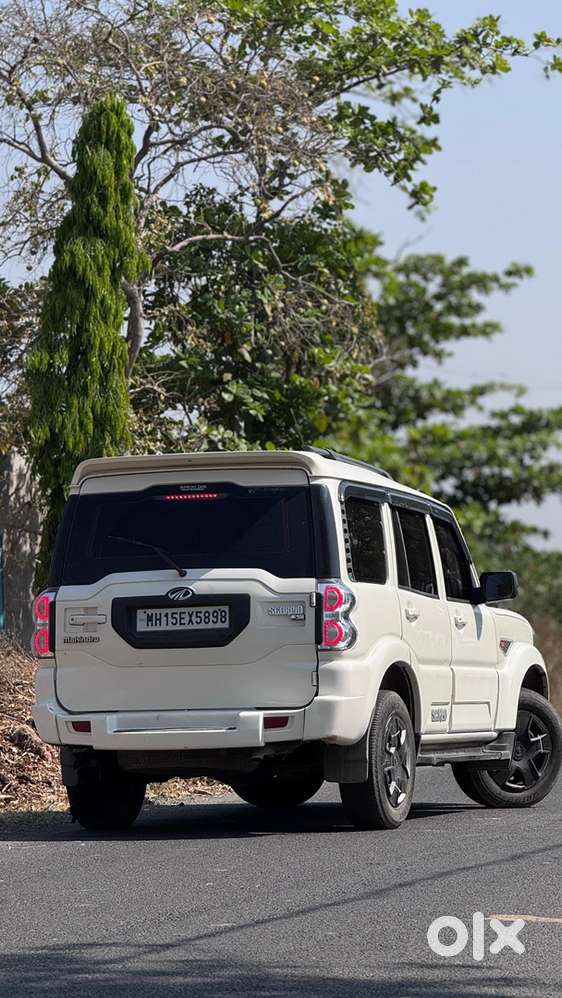 Mahindra Scorpio Classic 2015 Petrol Diesel