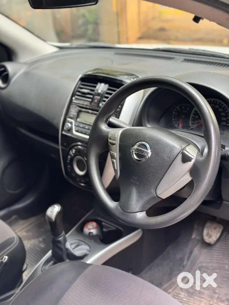 Nissan Sunny 2020 Diesel 93000 Km Driven