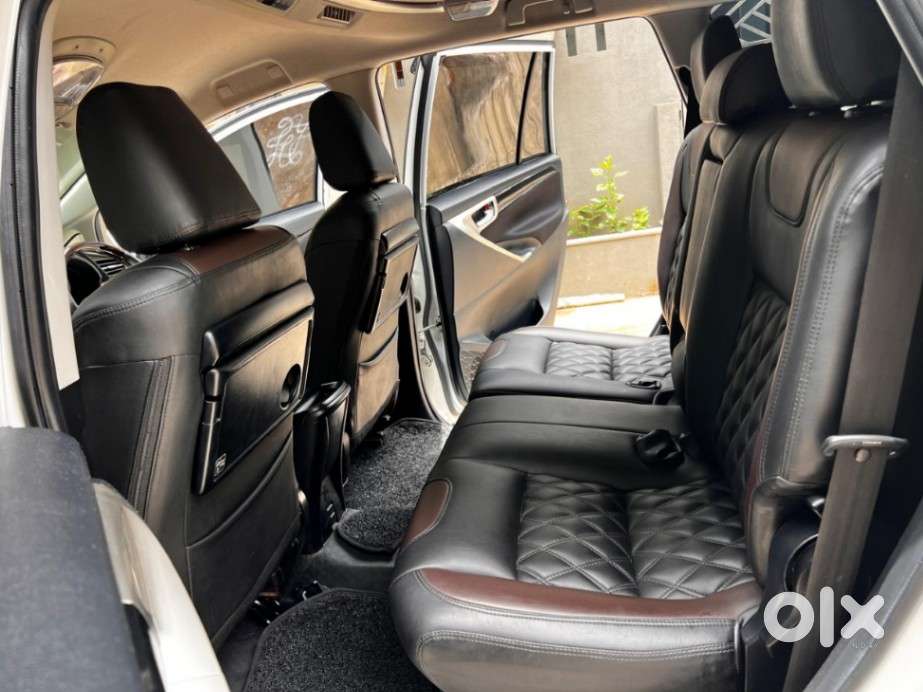 Toyota Innova Crysta 2.4 V 8 Str, 2023, Diesel