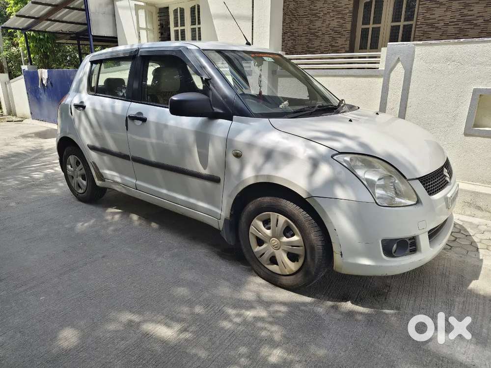 Swift 1.2 Vxi Petrol 2010