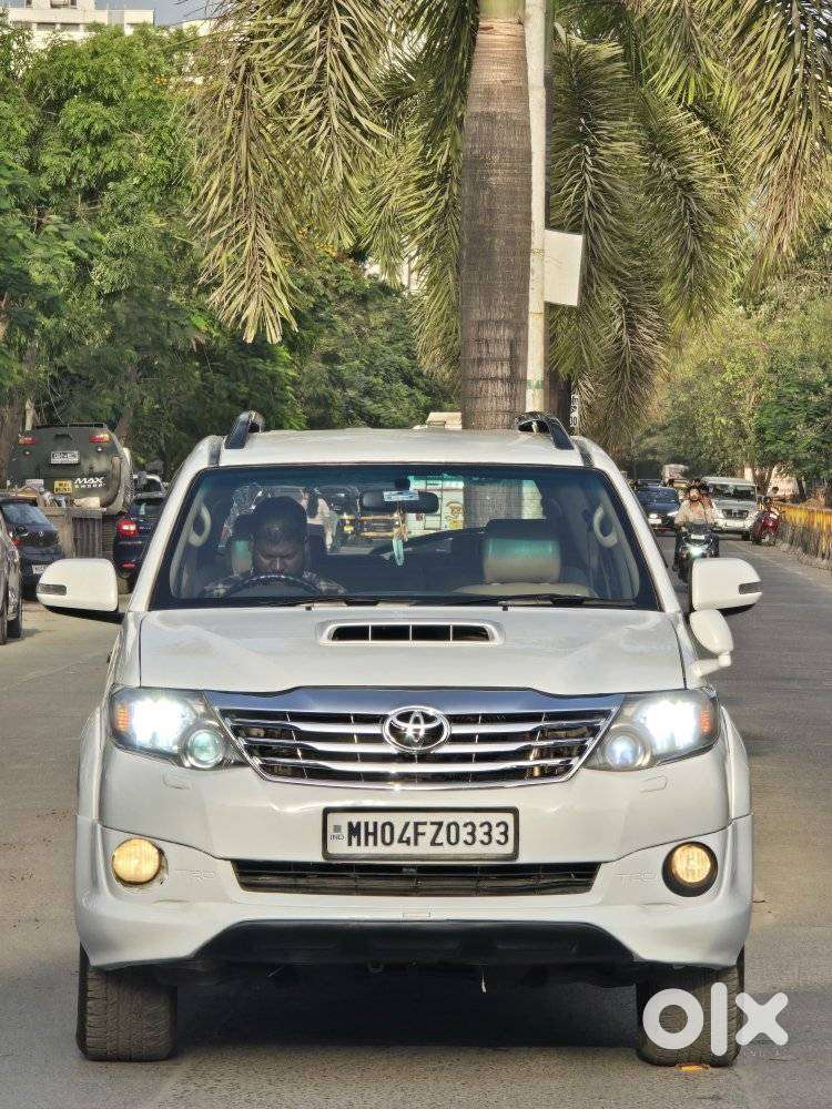 Toyota Fortuner 3.0 4x2 Automatic, 2012, Diesel