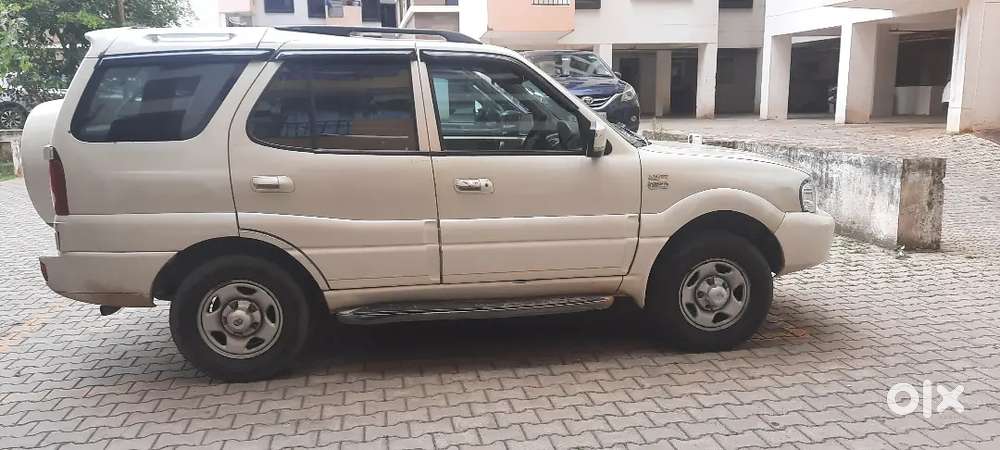 Tata Safari Ev 2009