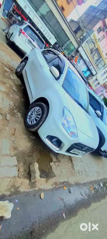 Maruti Suzuki Dzire 1.2 Vxi, 2023, Petrol